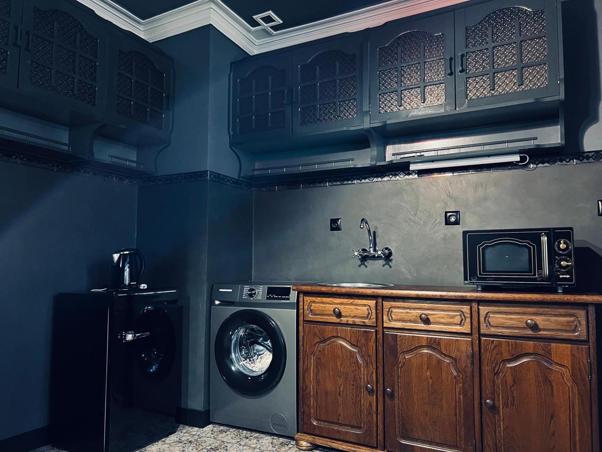 Central Apartment Black Cat Karlovo Exterior photo